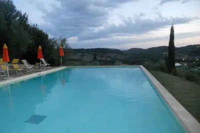 Image de Joli appartement dans une maison de vacances avec piscine, Wifi, Tv, patio, près de San Gimignano