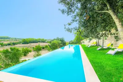Image de Sa Serra - Traditional Majorcan stone house with private pool and amazing views. Free WiFi
