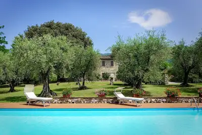 Image de Maison de vacances privée avec piscine privée, climatisation, Wifi, Tv, patio, près de Lucques
