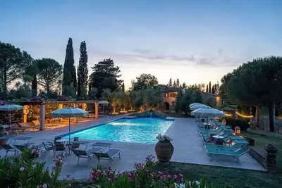 Image de Bel appartement avec Wifi, piscine, climatisation, Tv, animaux admis, vue panoramique et parking