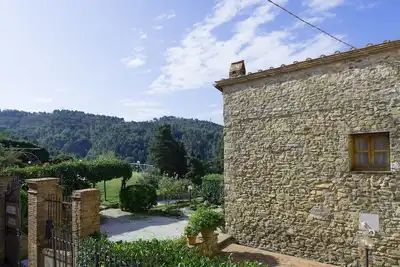 Image de Joli appartement avec piscine, Wifi, Tv et vue panoramique, près de Viareggio