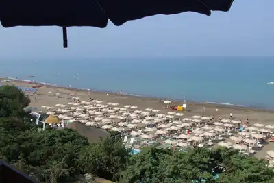 Image de Confortable appartement pour 2 personnes avec climatisation, Wifi, Tv, balcon et vue panoramique