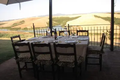 Image de Agréable appartement dans une maison de vacances pour 4 personnes avec Wifi, piscine et parking
