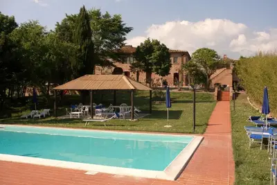 Image de Confortable appartement dans une maison de vacances avec Wifi, piscine, vue panoramique et parking