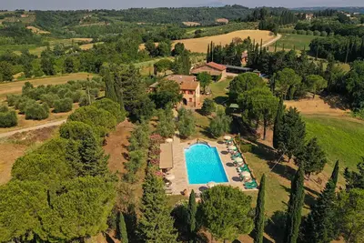 Image de Montelopio 6 - Location de vacances avec piscine dans le Chianti, Toscane