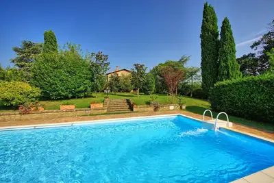 Image de Casale Giulio - Maison de campagne avec piscine privée dans le Val d'Orcia, Toscane