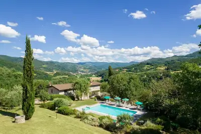 Image de Villa Ă Vicchio avec 7 chambres Ă coucher, 14 couchages