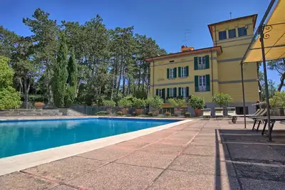 Maison de vacances privée avec piscine privée, bain à remous, Wifi, Tv, près de Arezzo