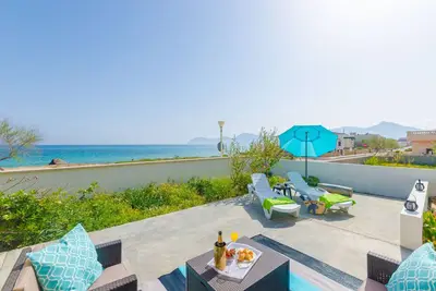 Porta De La Mar - Chalet with sea views in Son Serra de Marina. Free WiFi