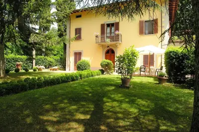 Image de Maison de Campagne à Vicchio avec 8 chambres à coucher, 16 couchages