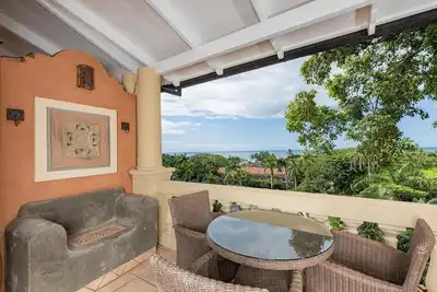 Image de Grand condo penthouse avec vue sur l'océan au Diria Resort