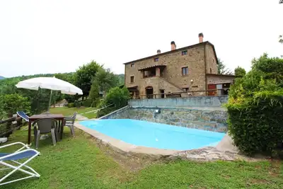 Image de Maison de vacances privée avec Wifi, piscine privée, Tv, véranda, animaux admis, parking