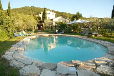Magnifique maison de vacances privée avec piscine privée, Wifi, Tv, véranda, près de Cortone