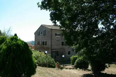 Image de Agréable appartement pour 10 personnes avec piscine, Wifi, Tv, animaux admis et parking