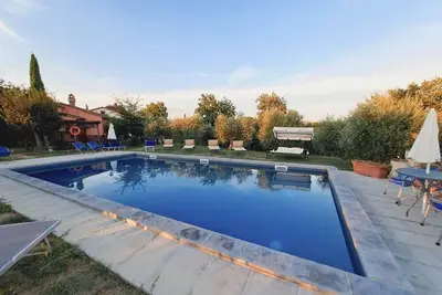 Image de Bel appartement pour 4 personnes avec Wifi, climatisation, piscine, Tv et parking