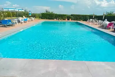 Image de Bel appartement pour 4 personnes avec piscine, Wifi, animaux admis et parking