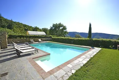 Image de Maison de vacances privée avec piscine privée, climatisation, Wifi, Tv, patio, près de Cortone