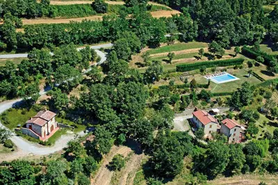 Borgo Veronica - Maison de campagne avec piscine près de Cortona, Toscane