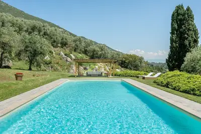 Maison de vacances privée avec Wifi, piscine privée, climatisation, Tv, patio, près de Lucques