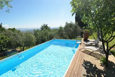 Merveilleuse maison de vacances privée avec internet, piscine privée, climatisation, Tv, patio