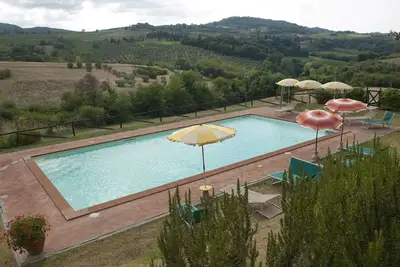 Image de Joli appartement avec climatisation, Wifi, piscine, animaux admis, vue panoramique et parking
