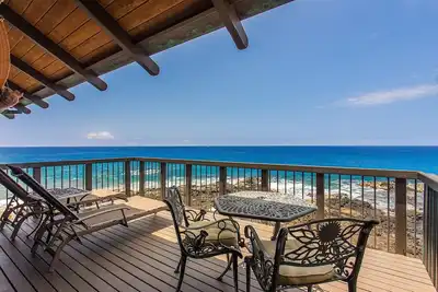 Image de Oceanated Gated | 2 Bdm Plus Den | 6 couchages | Vues spectaculaires | À partir de 445 $ \/ nt