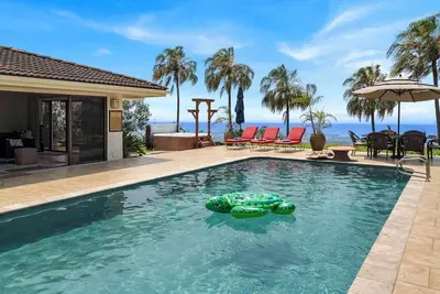 Image de Great Ocean Views | Piscine privée | Wifi | À partir de 425 $ / nt