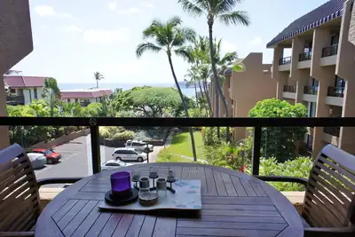 Image de Marche pour la ville de Kona | Vue sur l'océan | Décor de designer | Commence à 109 $ / nuit