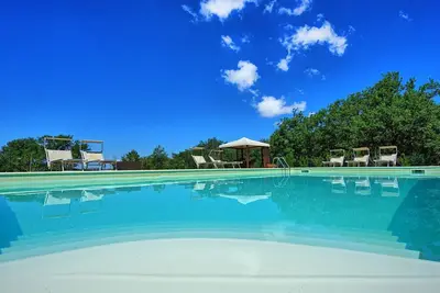 Image de Agréable appartement avec piscine, Wifi, animaux admis et parking, près de Greve In Chianti