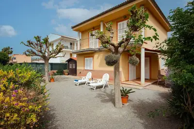 Image de Villa Rosa - Chalet with private garden in Port d'Alcúdia. Free WiFi