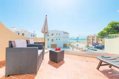 Image de Salzes 5 - Chalet with sea views in Port d'AlcĂşdia. Free WiFi