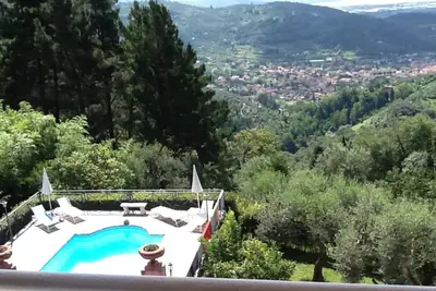 Image de Appartement avec Wifi, climatisation, piscine, Tv, patio, vue panoramique, près de Viareggio