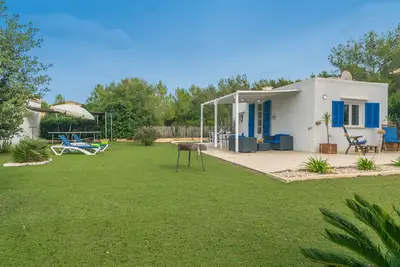 Image de Sestanyol - Beach house with jacuzzi and near the beach. Perfect for couples. Free WiFi