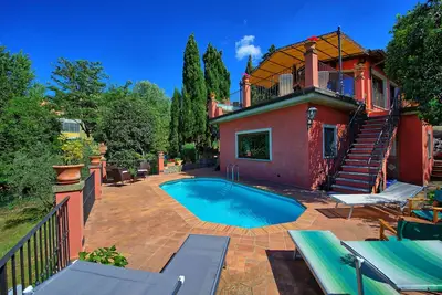 Image de Casa Vania - Villa exclusive à louer avec piscine près de Florence, Toscane
