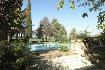 Image de Agréable appartement dans une maison de vacances avec piscine, Tv, patio, animaux admis et parking