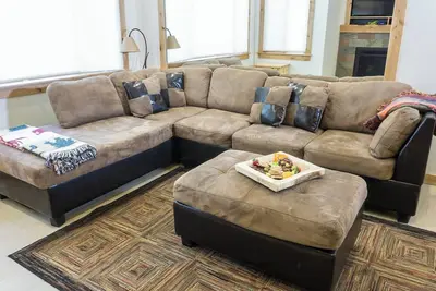 Image de 3Br / 2Ba: Charme irrésistible, surplombant le village