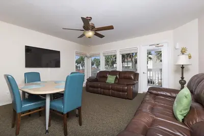 Image de Gulfpoint A 1214 - Complexe de luxe, balcon privé, courte promenade de la plage et du parc aquatique