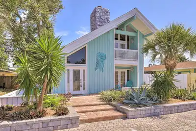 Image de Cape Canaveral Cottage w / Pool - Promenade à la plage!