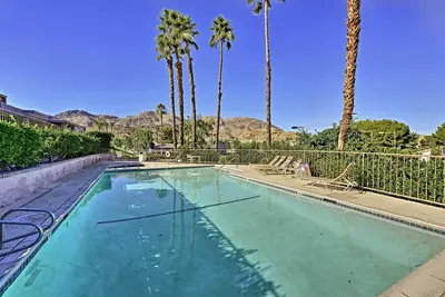 Image de Palm Desert Townhouse w \/ Mtn. Vues et accès à la piscine!
