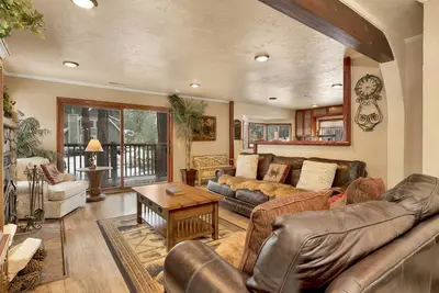 * Bear Lake Central Gem ~ Foosball ~ Jacuzzi ~ Les indispensables ~