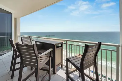 Image de 2 chambres, 2 salles de bains appartement sur la plage
