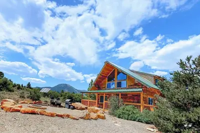 Image de Grand groupe de location! Lodge, 10 cabines, barbecue, bol en feu de camp, cuisines, salle à manger