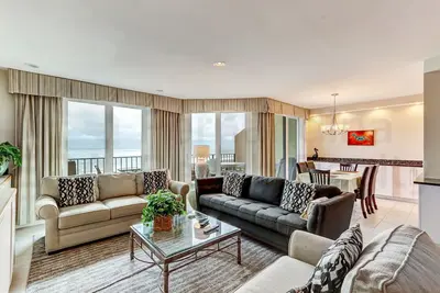 Image de 3 lit / 3. 5 Bath Oceanfront Penthouse à Omni Amelia Island Plantation Resort, 8 personnes.