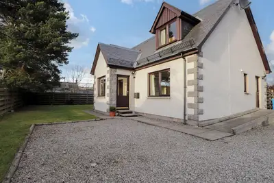 Bruach Gorm Cottage, Grantown-On-Spey