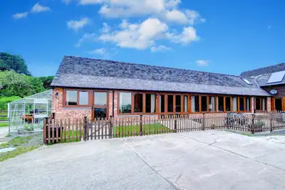 Image de Barn 1 - Deux Chambres Maison, Couchages 3