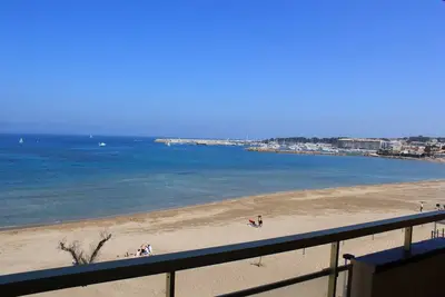 Image de Appartement face la plage de Riells avec une vue magnifique, ascenseur, parking