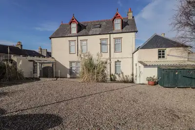 1 Seafield Street, Cullen