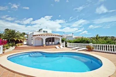 Image de El Descanso - maison de vacances avec vue sur la mer et piscine privée Benissa