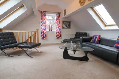 Image de Dragon's Den, Chester