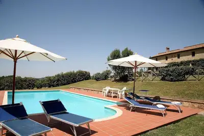Image de Maison de vacances privée avec Wifi, piscine privée, Tv, patio, vue panoramique, parking